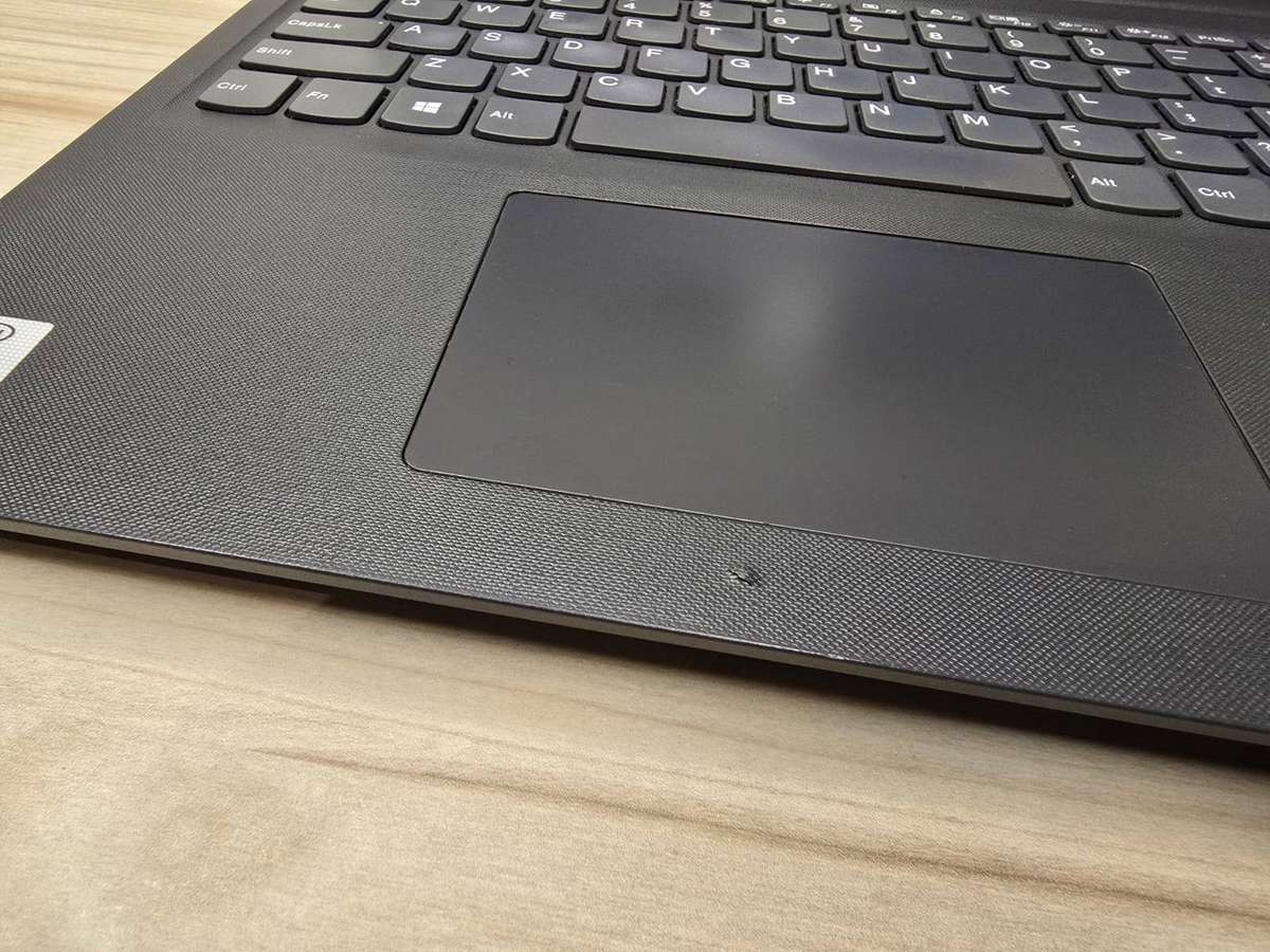 Lenovo V15 · Core i5 10th Gen · 12GB RAM · 256B SSD · 15.6"