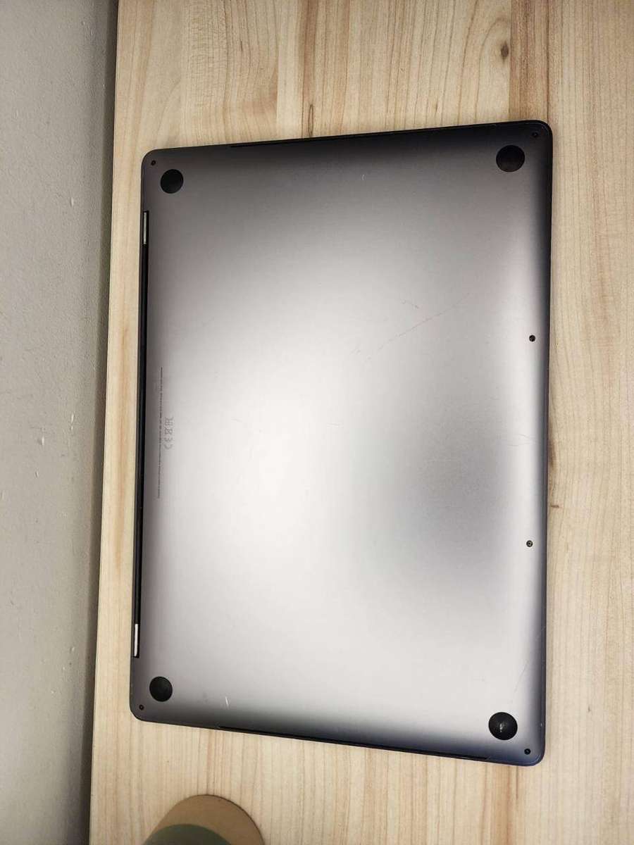 APPLE MACBOOK PRO 16 2019 | i7 6-CORE | 16GB RAM | 512GB SSD | TOUCH BAR