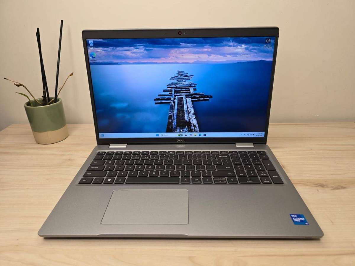 Dell Latitude 5520 | i5-1145G7 vPro 11th Gen | 8GB | 256GB SSD | LTE | Iris Xe