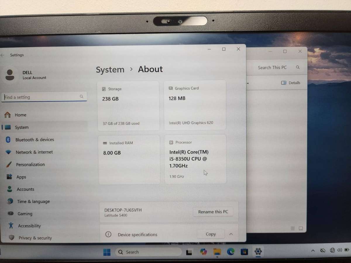 Dell Latitude 5400 i5 8th gen 8gb ram 256gb ssd lte