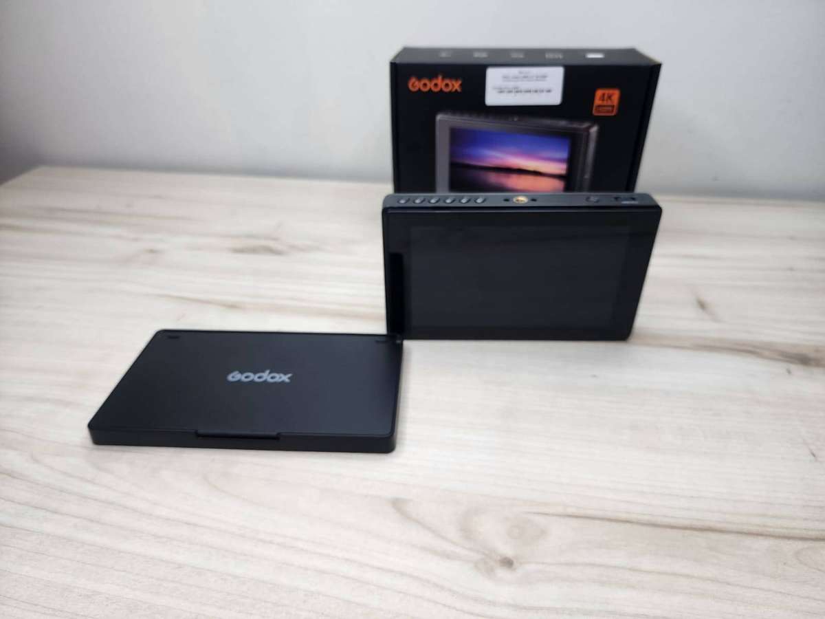 Godox GM55 5.5 4K Camera Monitor | New Open Box | Touchscreen |