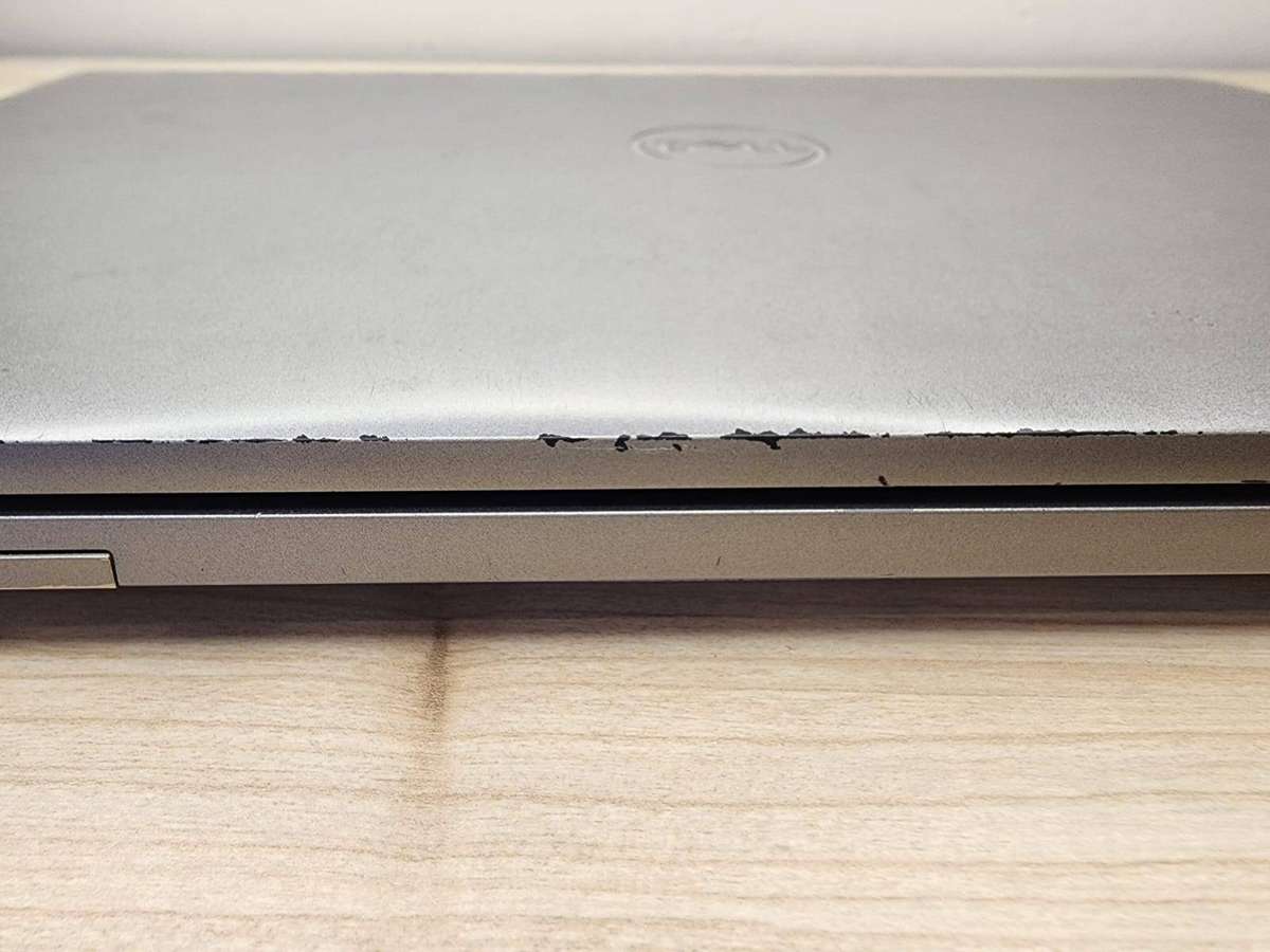 Dell Latitude 5520 | i5-1145G7 vPro 11th Gen | 8GB | 256GB SSD | LTE | Iris Xe