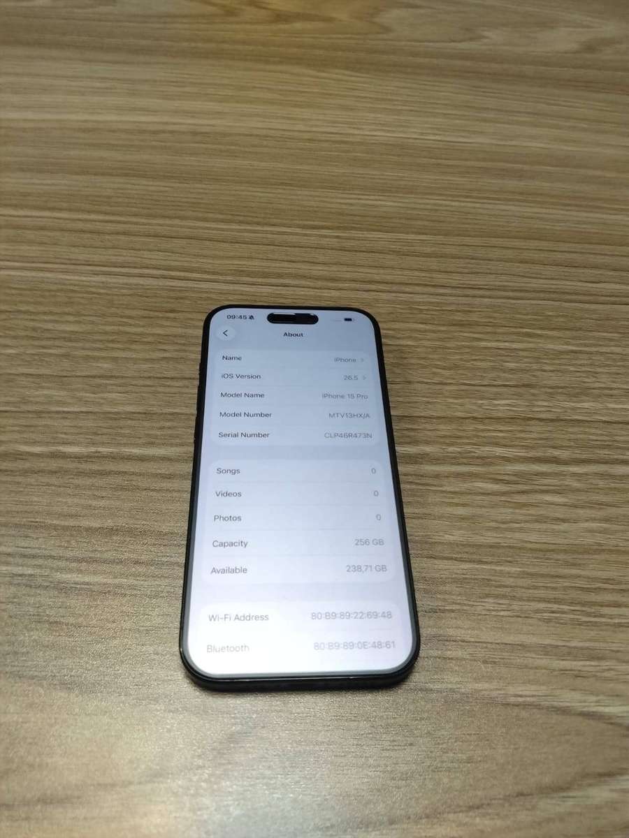 iPhone 15 Pro 256GB | Black Titanium | 87% Battery Health