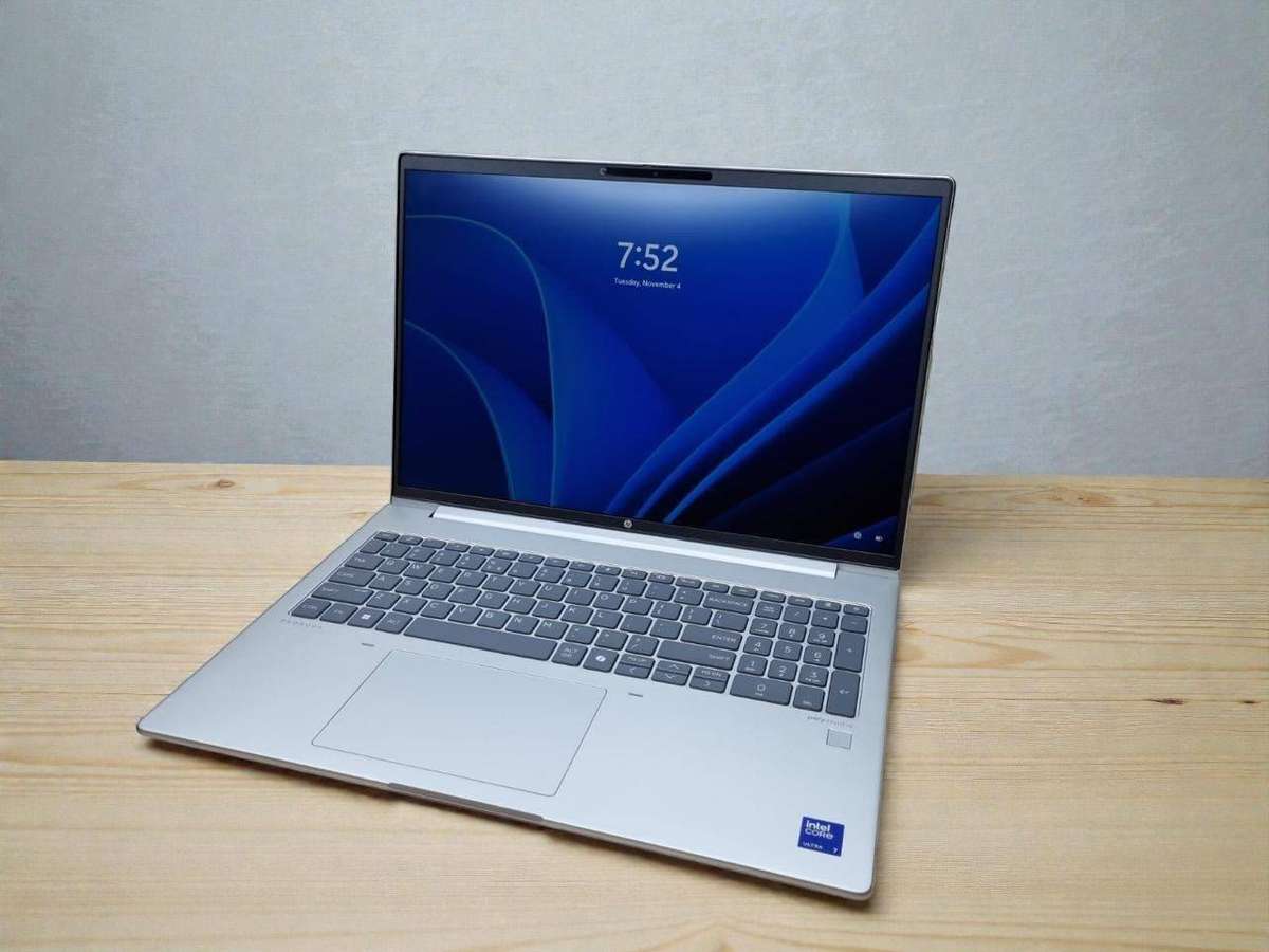 HP ProBook 460 G11  Intel Core Ultra 7 155U  16GB RAM  512GB SSD  16