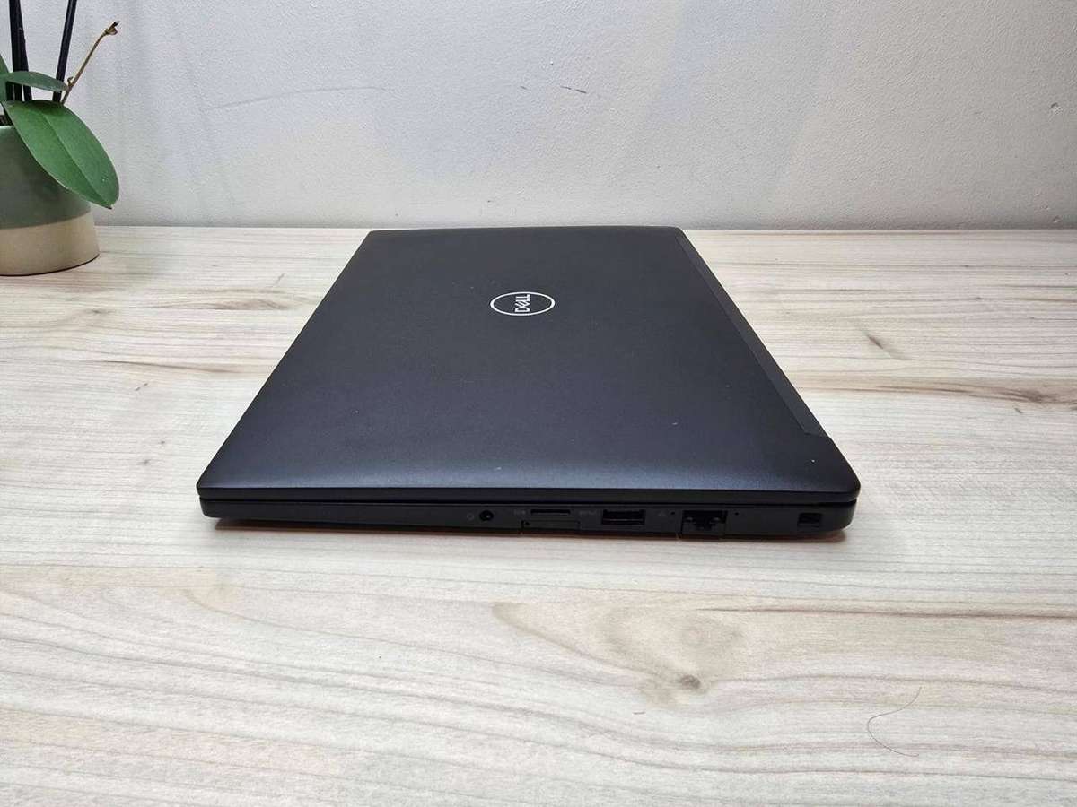 Dell Latitude 7390 i5 (8th Gen) | LTE | 8GB RAM | 256GB SSD | Mint Condition | Excellent Battery