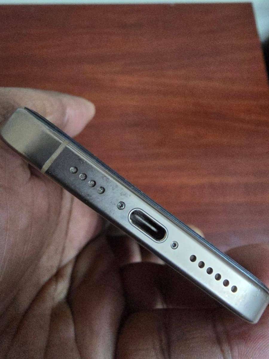 APPLE IPHONE 16 PRO MAX 256GB | NATURAL TITANIUM | 97% BATTERY HEALTH