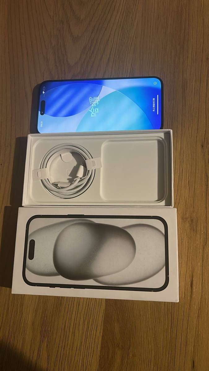 Apple iPhone 15 Plus 128GB Midnight Dual SIM Mint