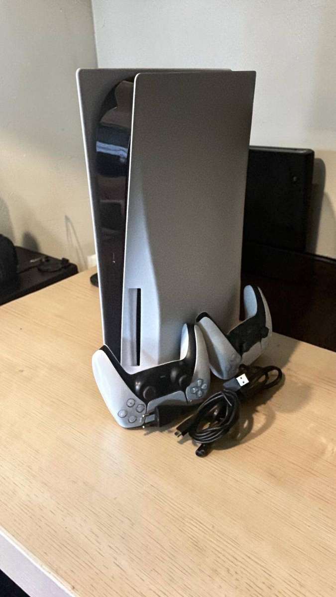 Sony PS5 Disc Edition Console | 2x DualSense Controllers | 825GB