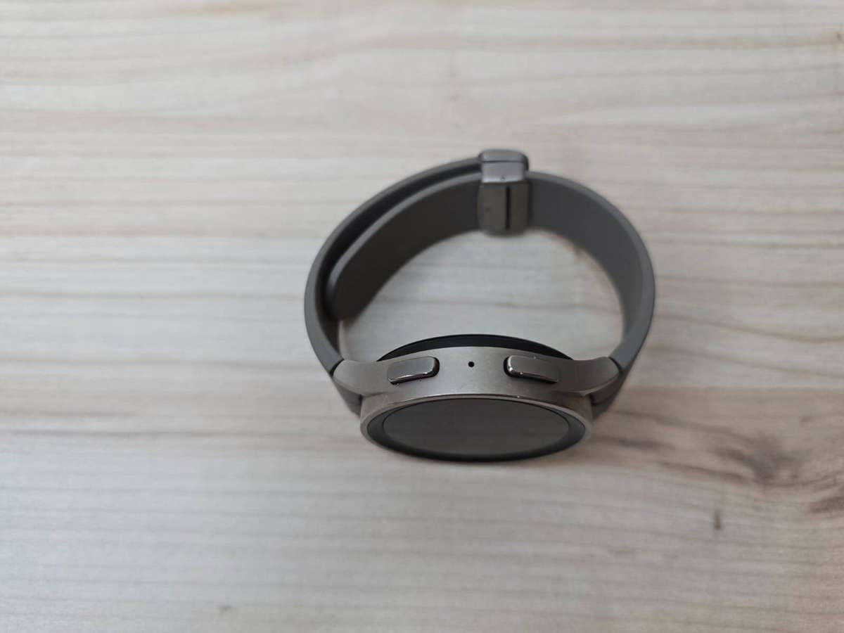 Samsung Galaxy Watch 5 Pro (SM-R920) | 45mm | GPS | Gray | Android Compatible