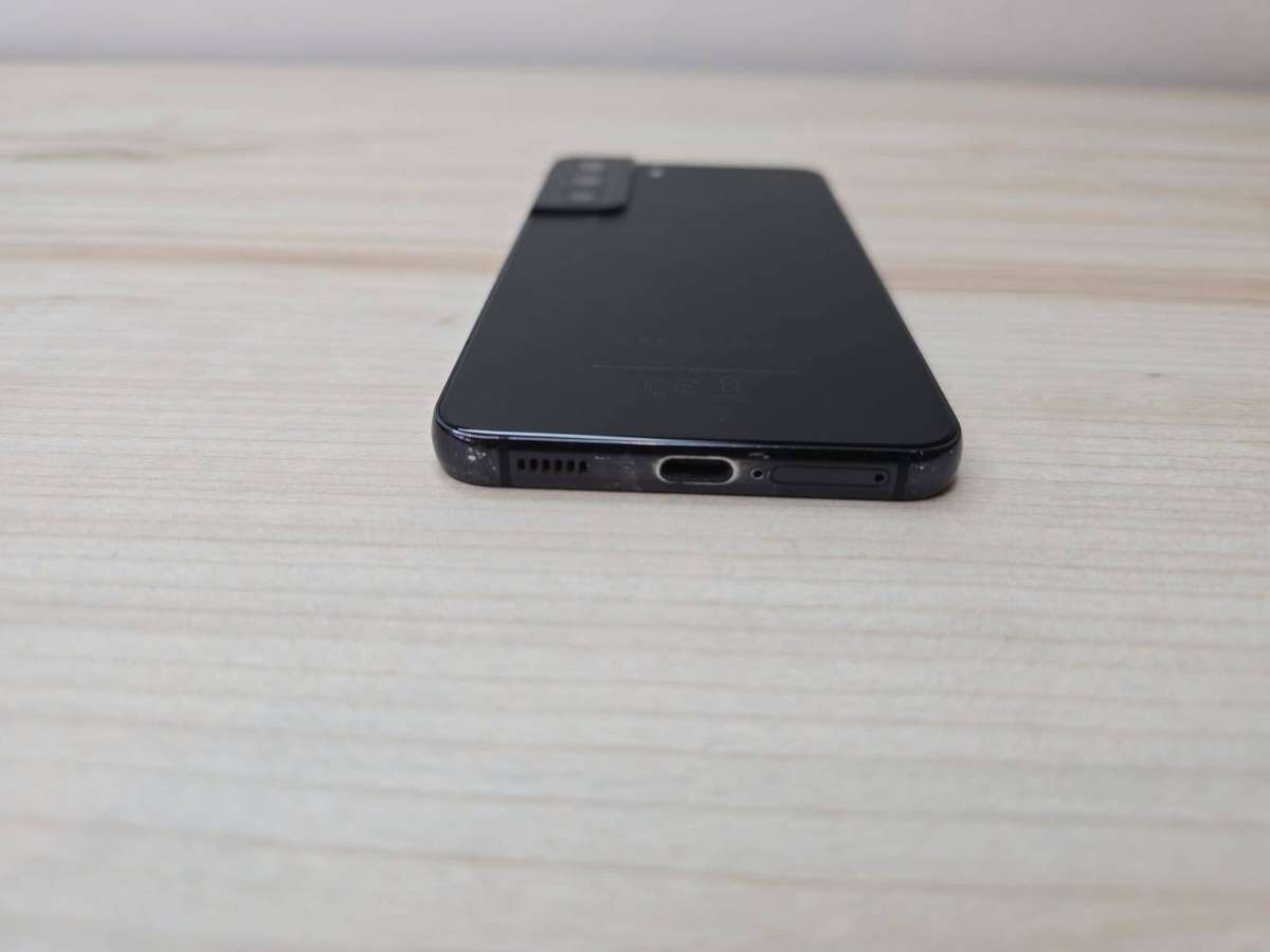 Samsung Galaxy S22 (256GB) Dual SIM SM-S901E/DS