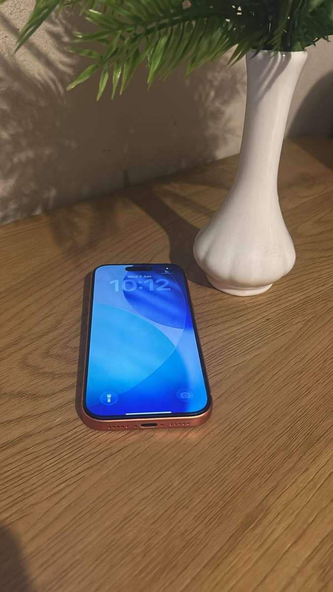 APPLE IPHONE 17 PRO 256GB | 100% BATTERY | APPLE WARRANTY | LIKE NEW