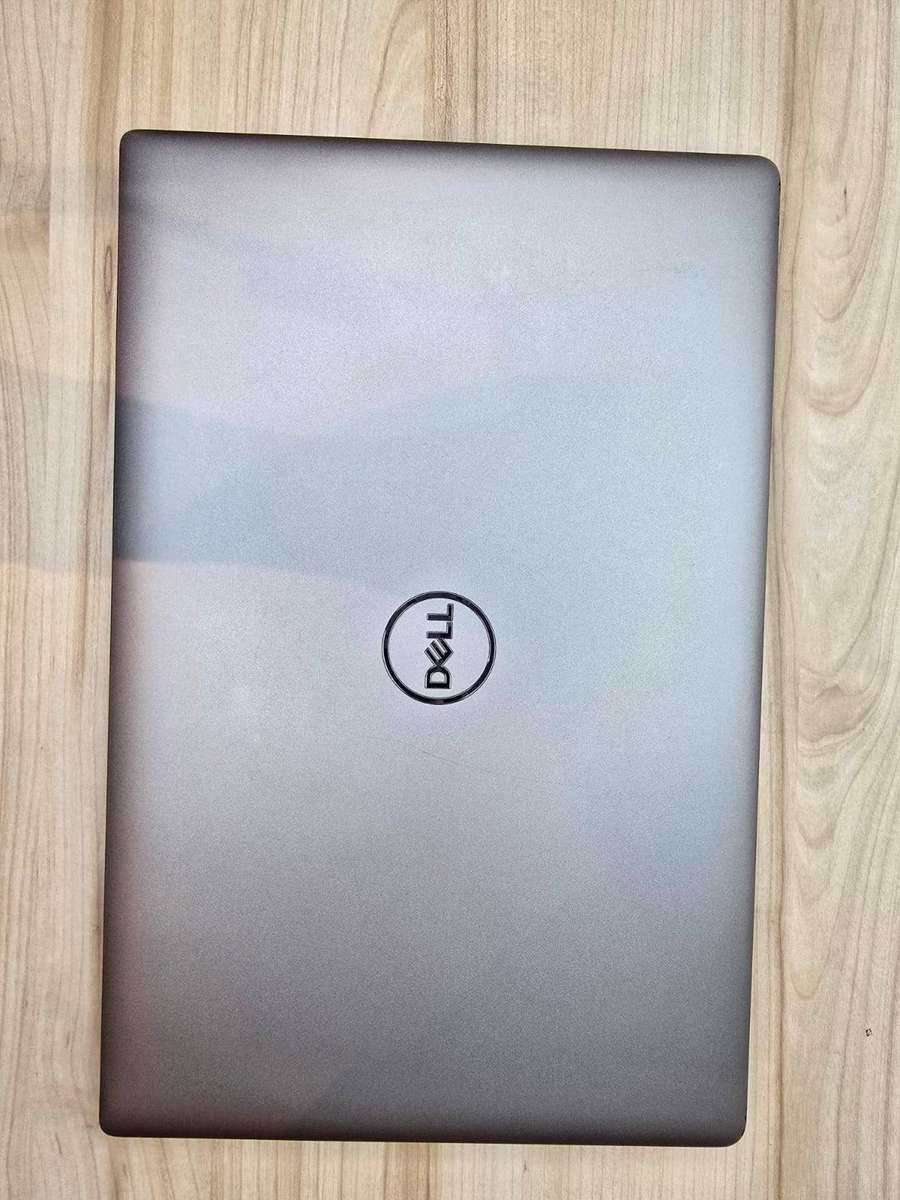 Dell Latitude 5530 LTE | i5-1235U 12th Gen vPro, 8GB/256GB SSD, Iris Xe | 15.6