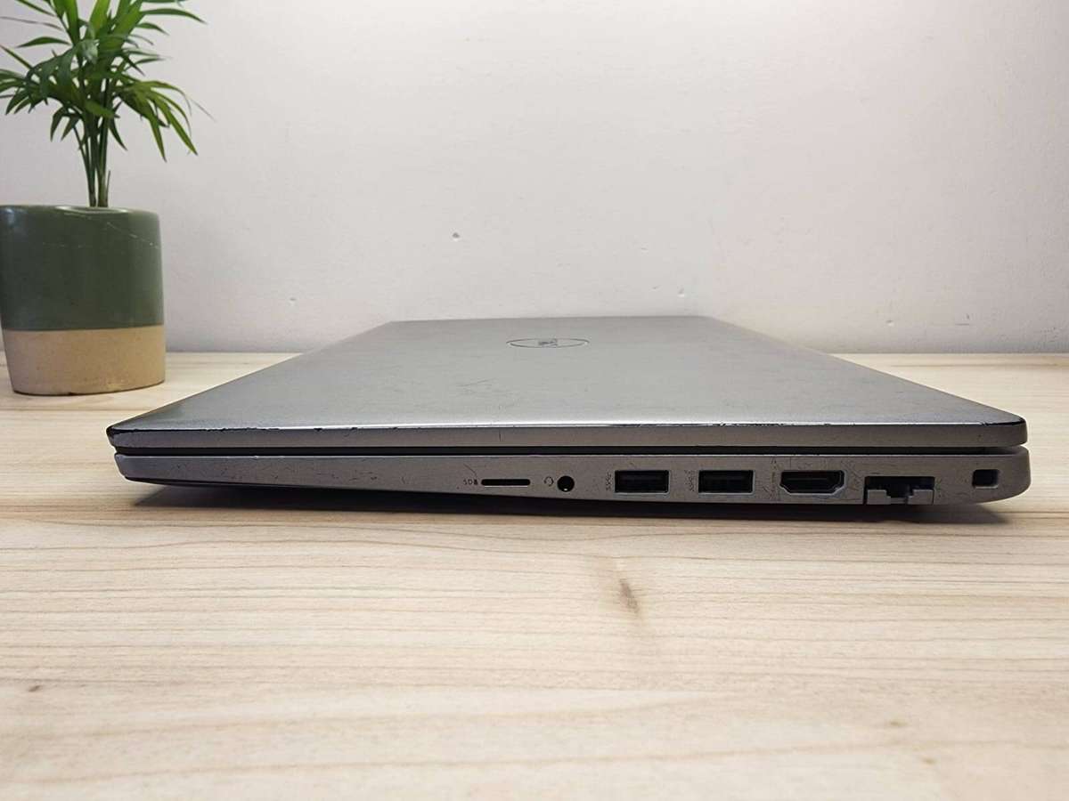 Dell Latitude 5520 | i5-1145G7 vPro 11th Gen | 8GB | 256GB SSD | LTE | Iris Xe