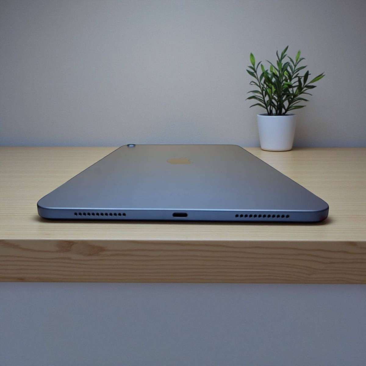Apple iPad A16 128GB Wi-Fi (Model A3354) | Mint Condition