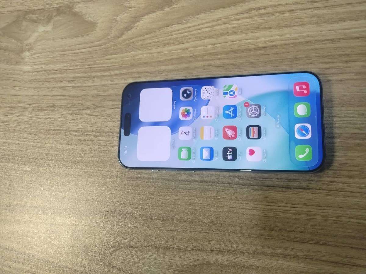 APPLE IPHONE 16 PRO MAX 256GB | NATURAL TITANIUM | 95% BATTERY HEALTH
