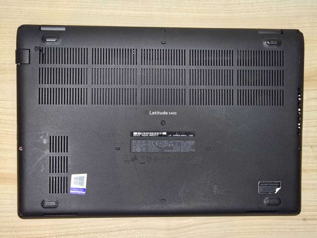 Dell Latitude 5400 i5 8th gen 8gb ram 256gb ssd lte
