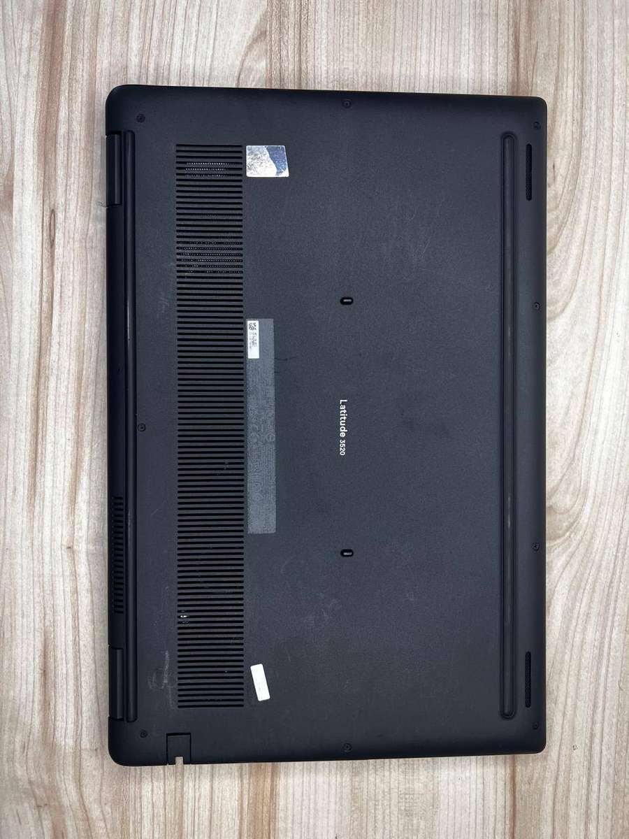 Dell Latitude 3520 15.6 | Intel Core i5-1135G7 11th Gen | 8GB RAM | 256GB SSD