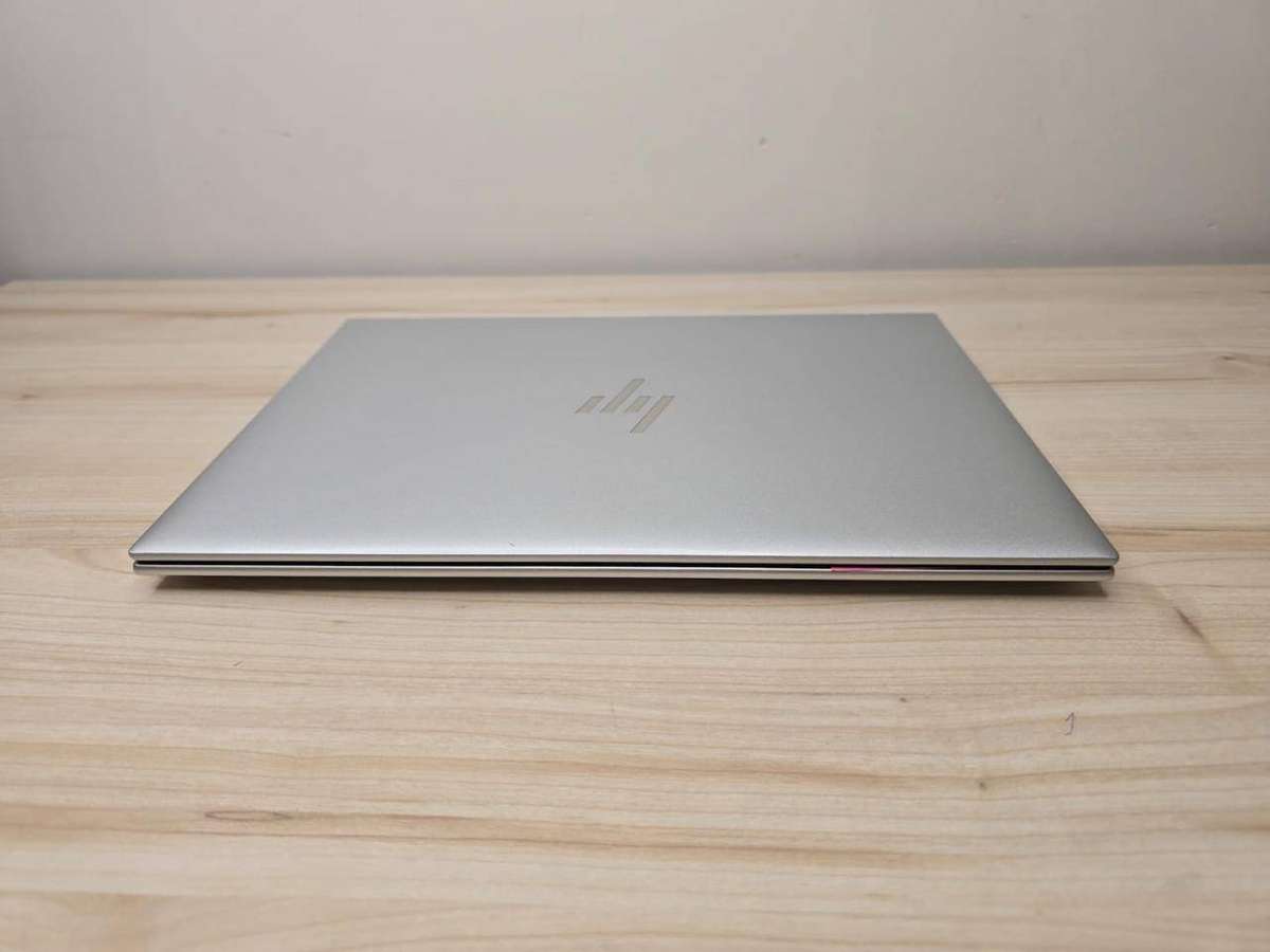 HP EliteBook 840 G9 LTE  12th Gen Intel Core i5 · 16GB · 512GB SSD Mint