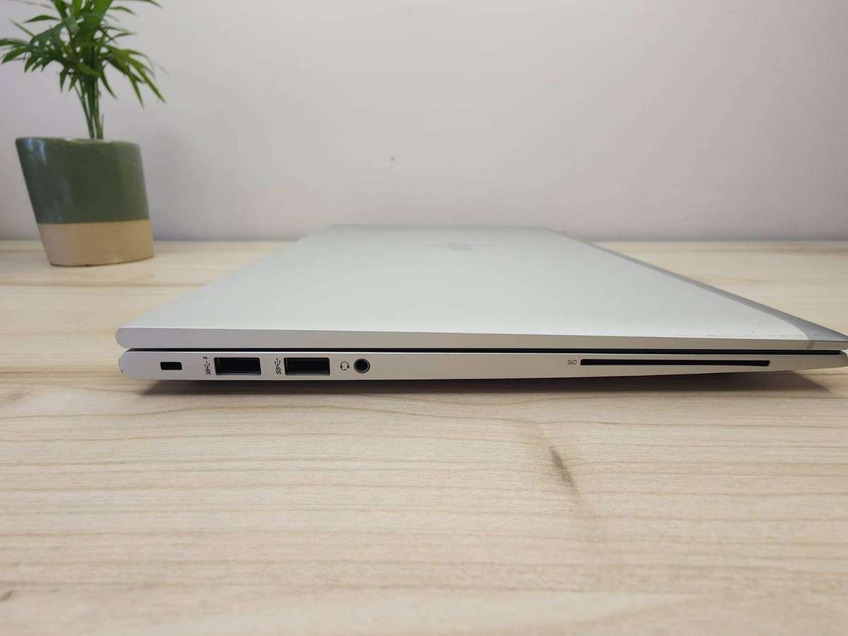 HP EliteBook 840 G8 LTE  11th Gen Intel Core i5  16GB  512Gb Ssd Clean