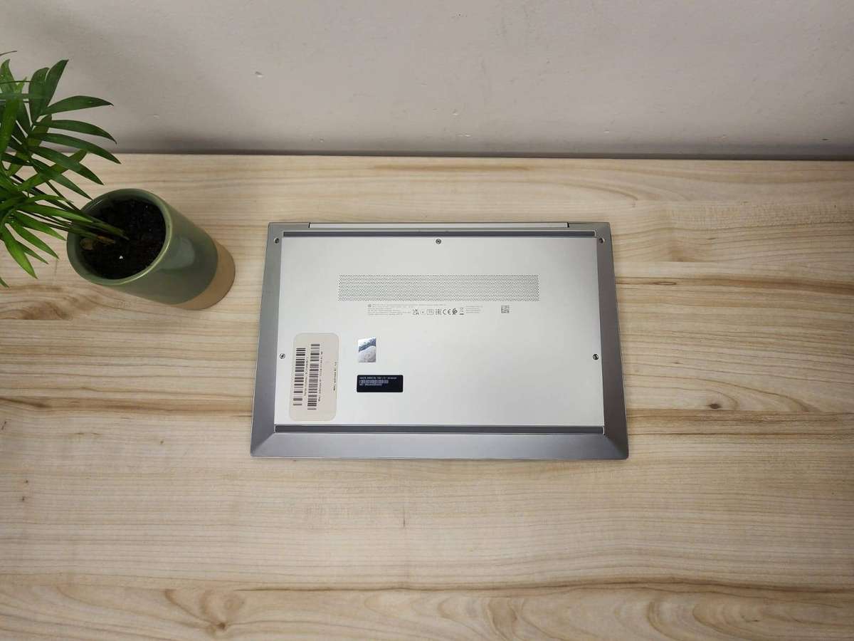 HP EliteBook 840 G8 LTE  11th Gen Intel Core i5  16GB  512GB SSD MINT