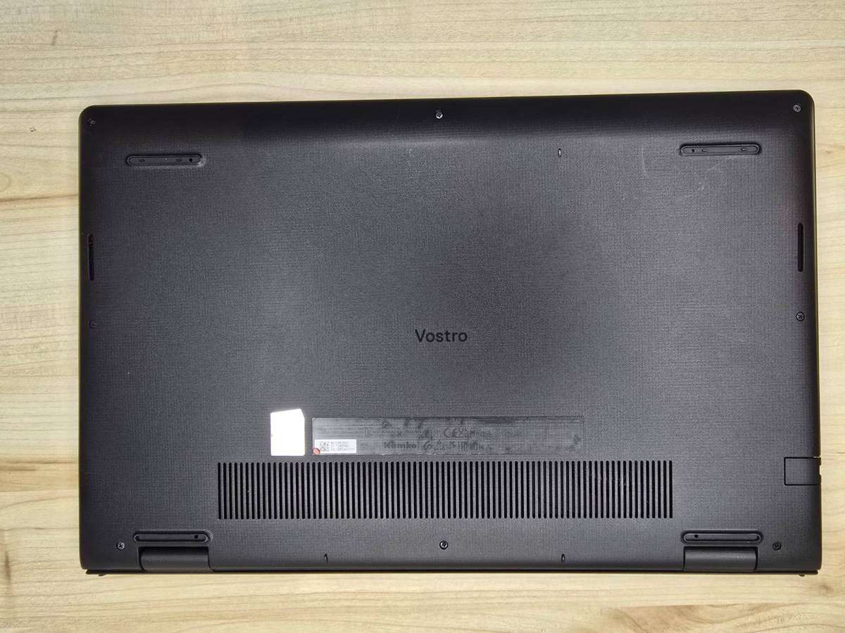 Dell Vostro 15 3510 | Intel Core i5-1135G7 11th Gen | 8GB RAM | 256GB SSD | 15.6