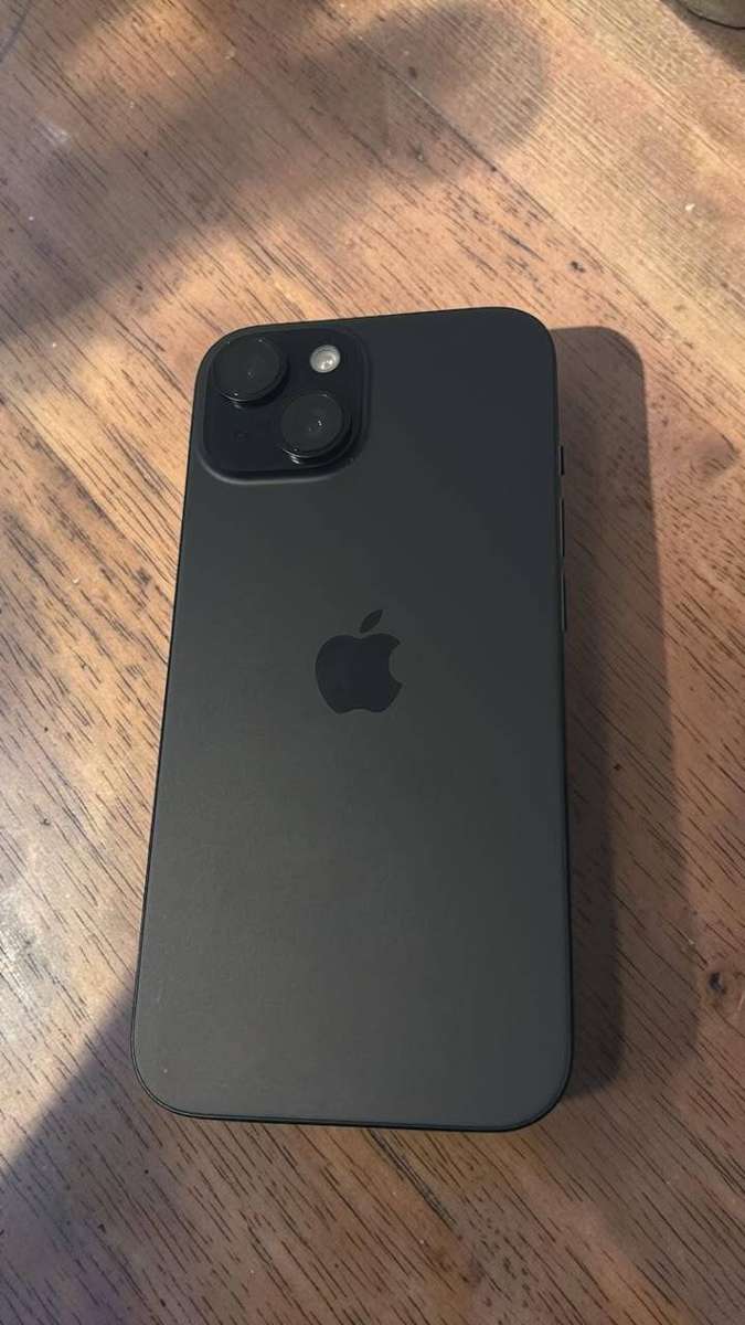 Apple iPhone 15 128GB Black | 100% Battery Health
