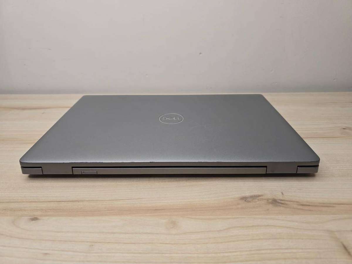 Dell Latitude 5520 | i5-1145G7 vPro 11th Gen | 8GB | 256GB SSD | LTE | Iris Xe