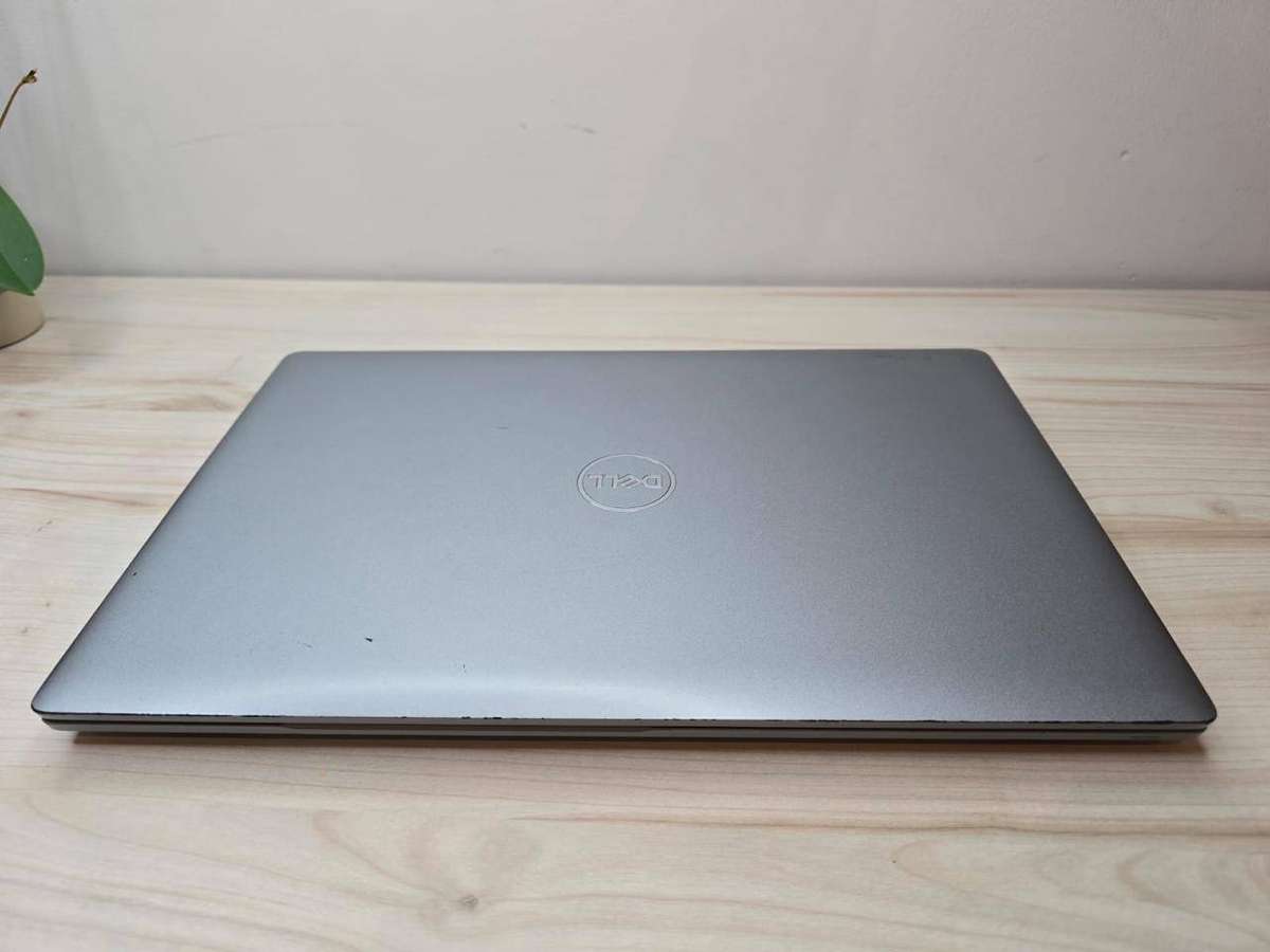 Dell Precision 3560 | Intel i7-1185G7 | 16GB RAM | 512GB SSD | NVIDIA T500 Graphics