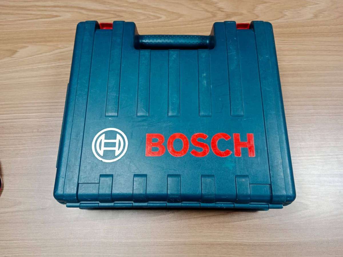 Bosch GBH 2-20 D Professional SDS-Plus Rotary Hammer Drill with Case & Bits  Good Condition