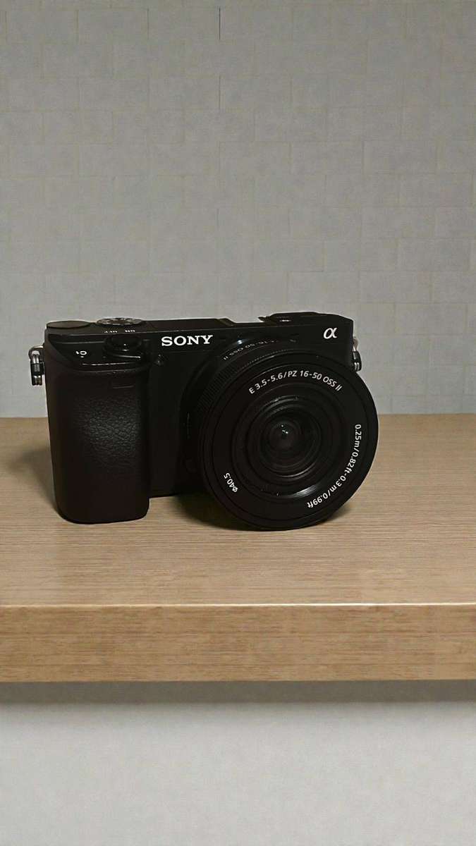 SONY A6400 24.2MP 4K MIRRORLESS CAMERA + 16-50MM OSS II LENS + SONY GP-VPT2BT GRIP