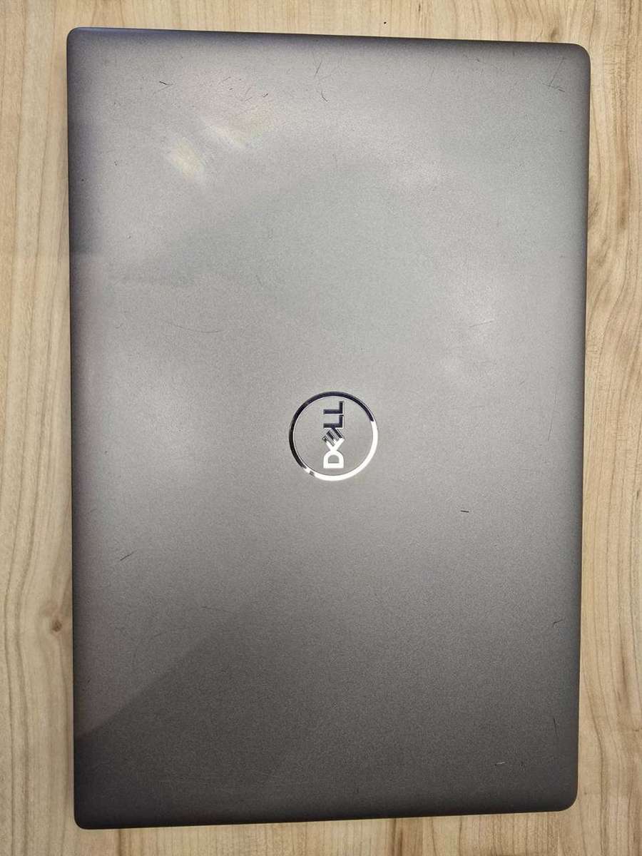 Dell Latitude 5520 i5 11th Gen | 8GB | 256GB SSD | LTE | Iris Xe | 15.6 FHD