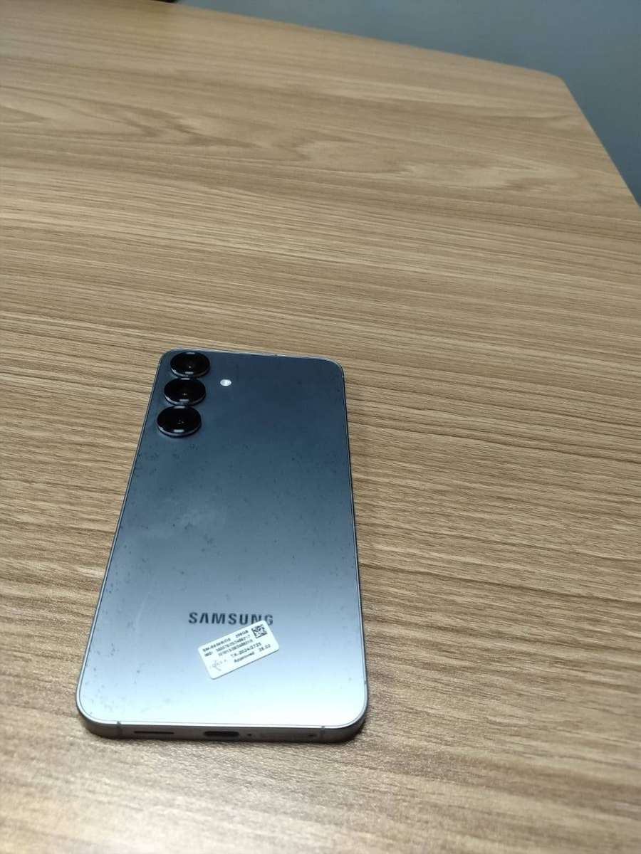 Samsung Galaxy S25+ 256GB Silver Shadow Dual SIM | 12GB RAM |
