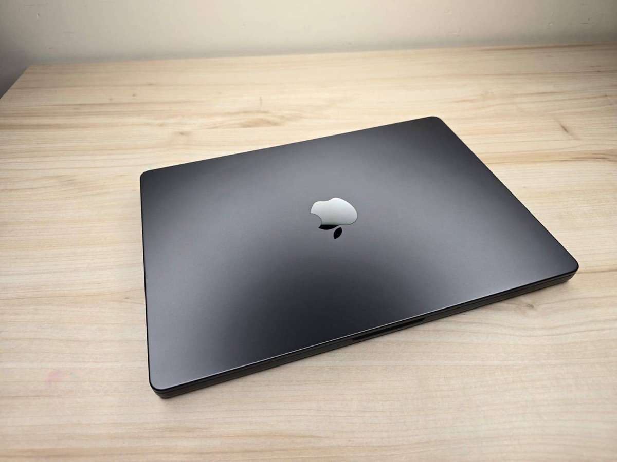 Apple MacBook Pro 14 M4 16GB RAM 512GB SSD | Space Black | Battery Health 97%