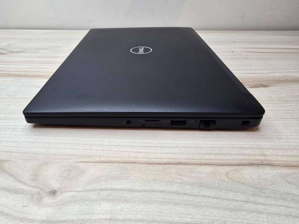 Dell Latitude 7390 i5 (8th Gen) | LTE | 8GB RAM | 256GB SSD | Mint Condition | Excellent Battery