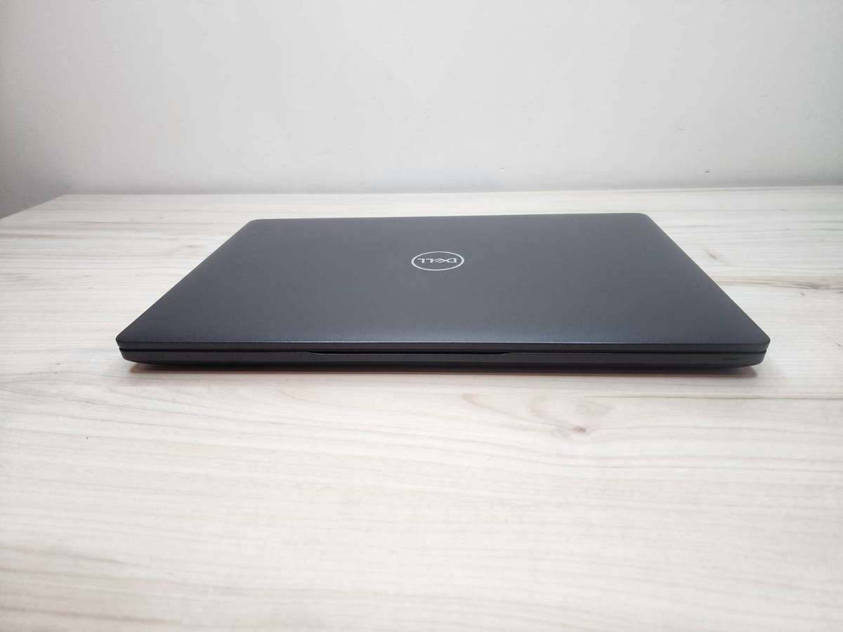 Dell Latitude 5400 i5 8th gen 8gb ram 256gb ssd lte