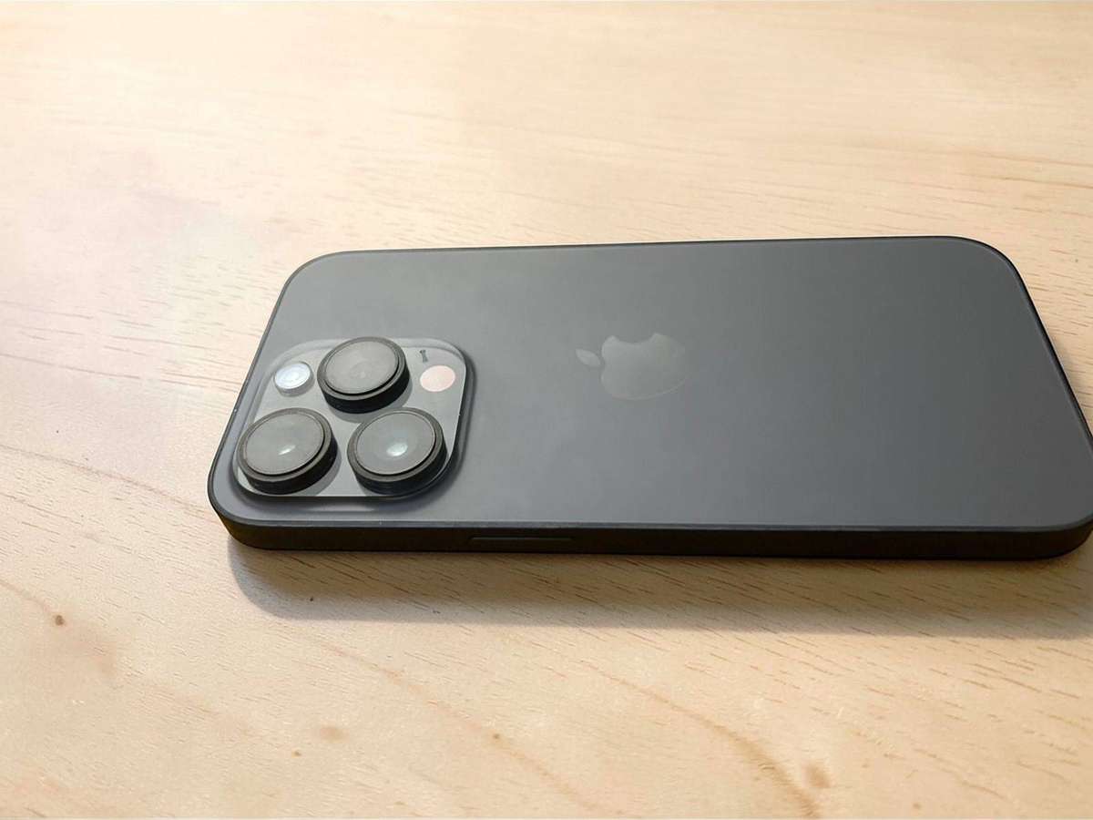Apple iPhone 14 Pro 256GB Space Black  eSIM    86% Battery Health  Excellent Condition