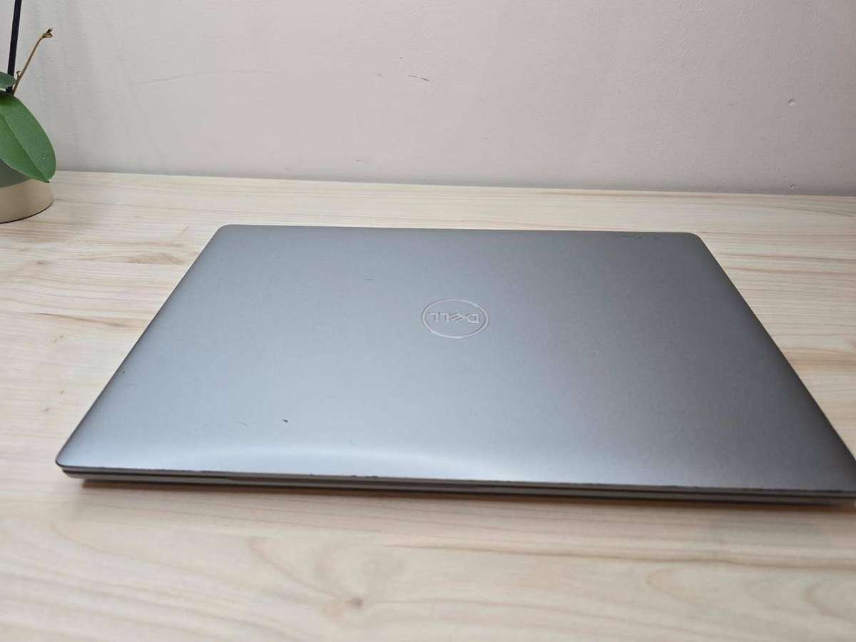Dell Precision 3560 | Intel i7-1185G7 | 16GB RAM | 512GB SSD | NVIDIA T500 Graphics