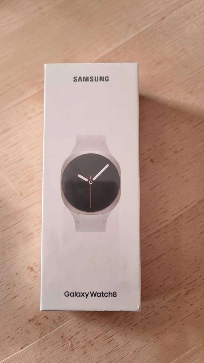 Galaxy Watch 8 40mm LTE | Silver | Sealed New