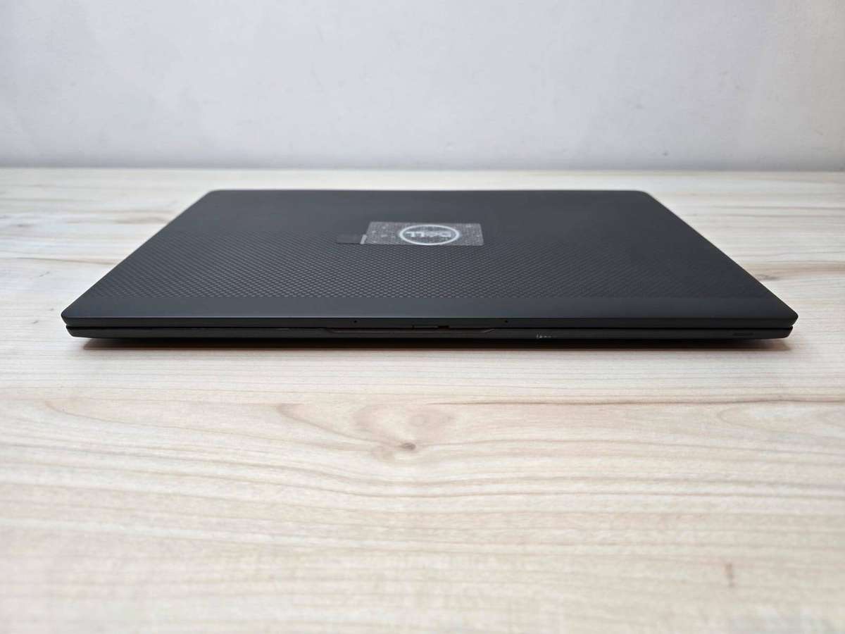 Dell Latitude 7430 Ultrabook  Intel i7 12th Gen  16GB RAM  512GB SSD  LTE  Windows 11