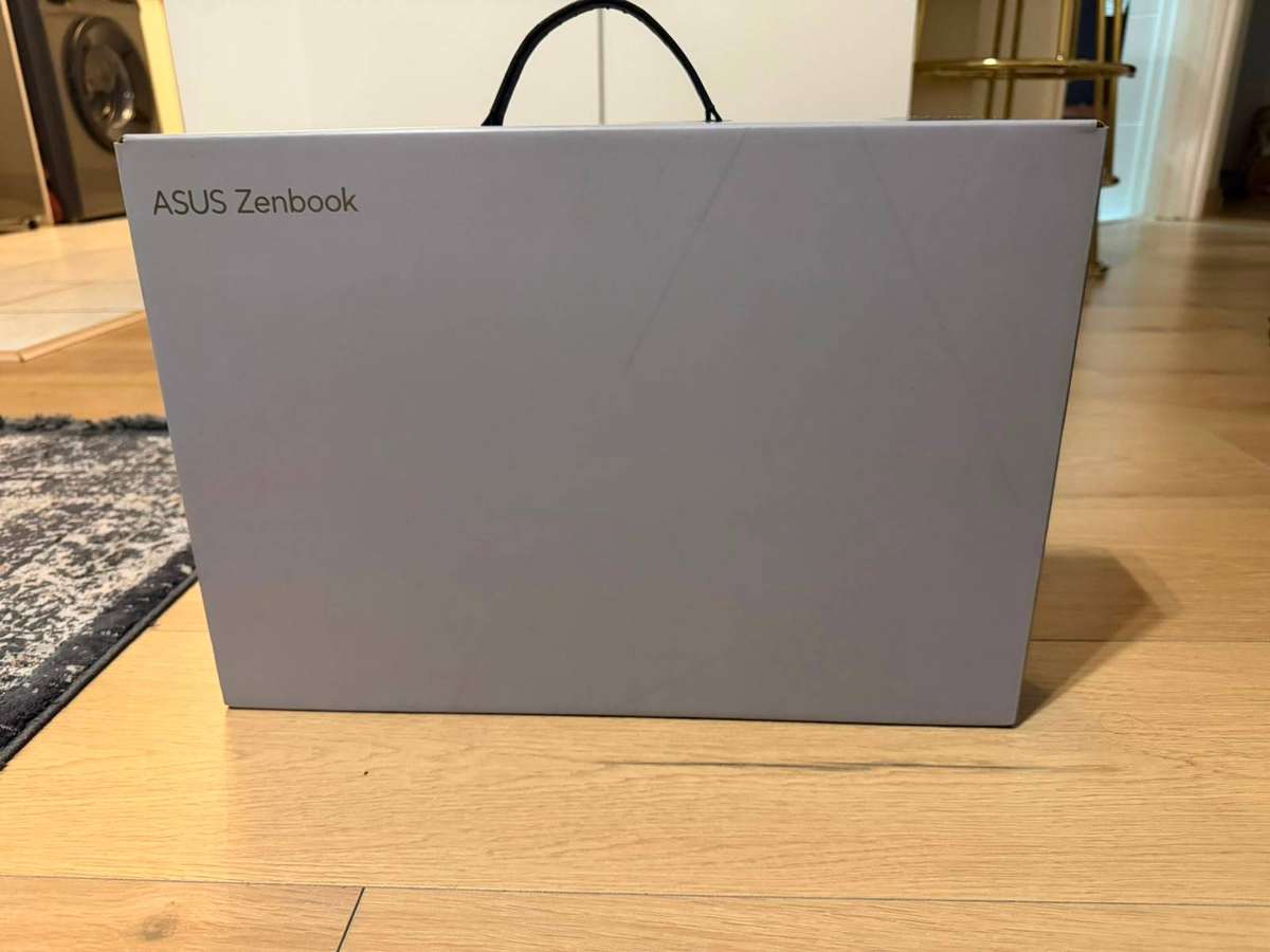 ASUS Zenbook 14 OLED Touch | Intel Core Ultra 9 285H | 32GB RAM | 1TB SSD