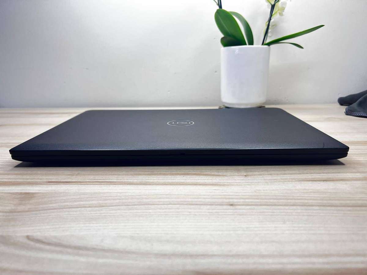 Dell Latitude 3520 15.6 | Intel Core i5-1135G7 11th Gen | 8GB RAM | 256GB SSD