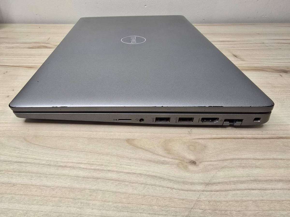 Dell Latitude 5530 LTE | i5-1235U 12th Gen vPro, 8GB/256GB SSD, Iris Xe | 15.6