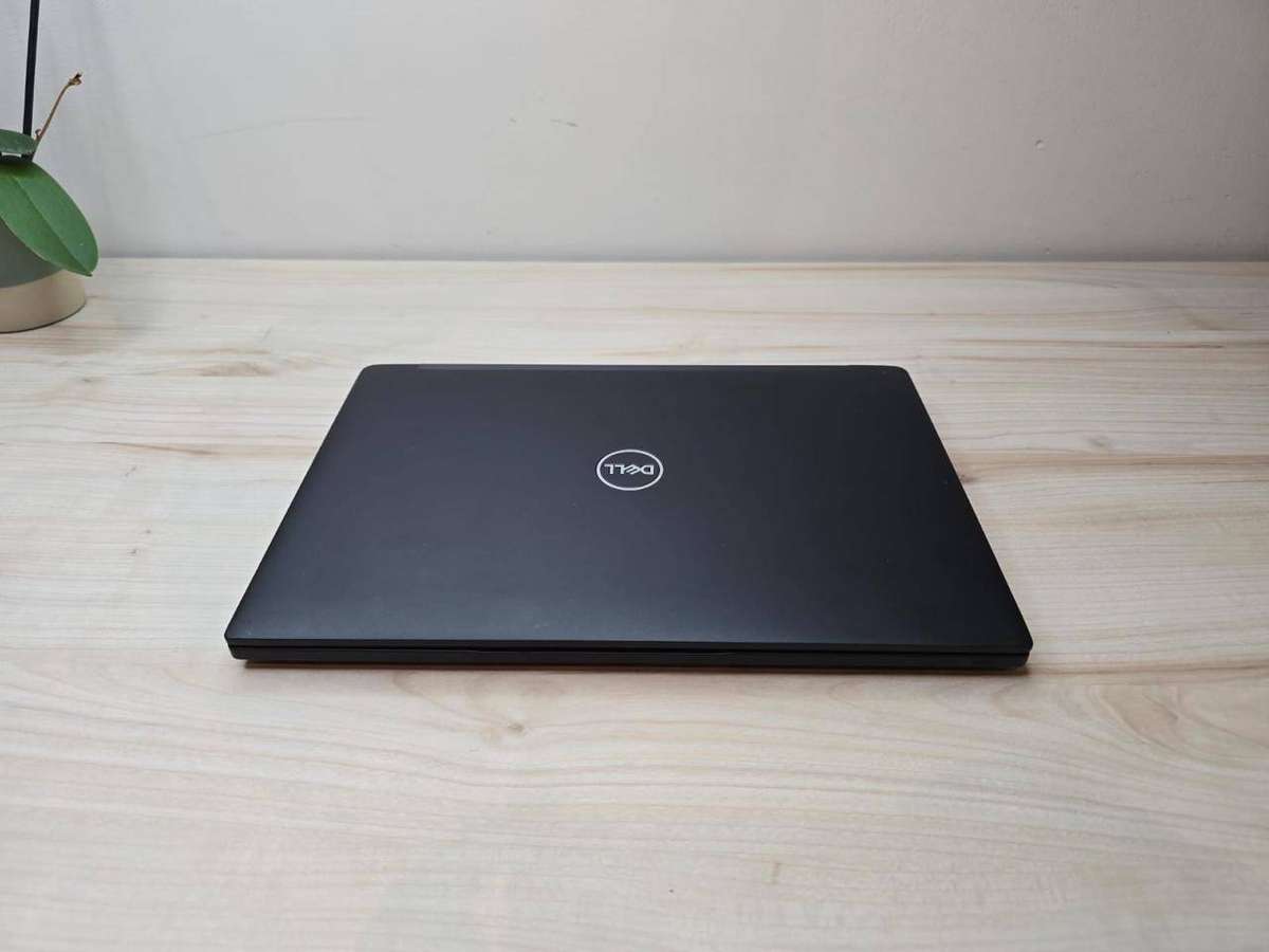 Dell Latitude 7390 i5 (8th Gen) | LTE | 8GB RAM | 256GB SSD | Mint Condition | Excellent Battery