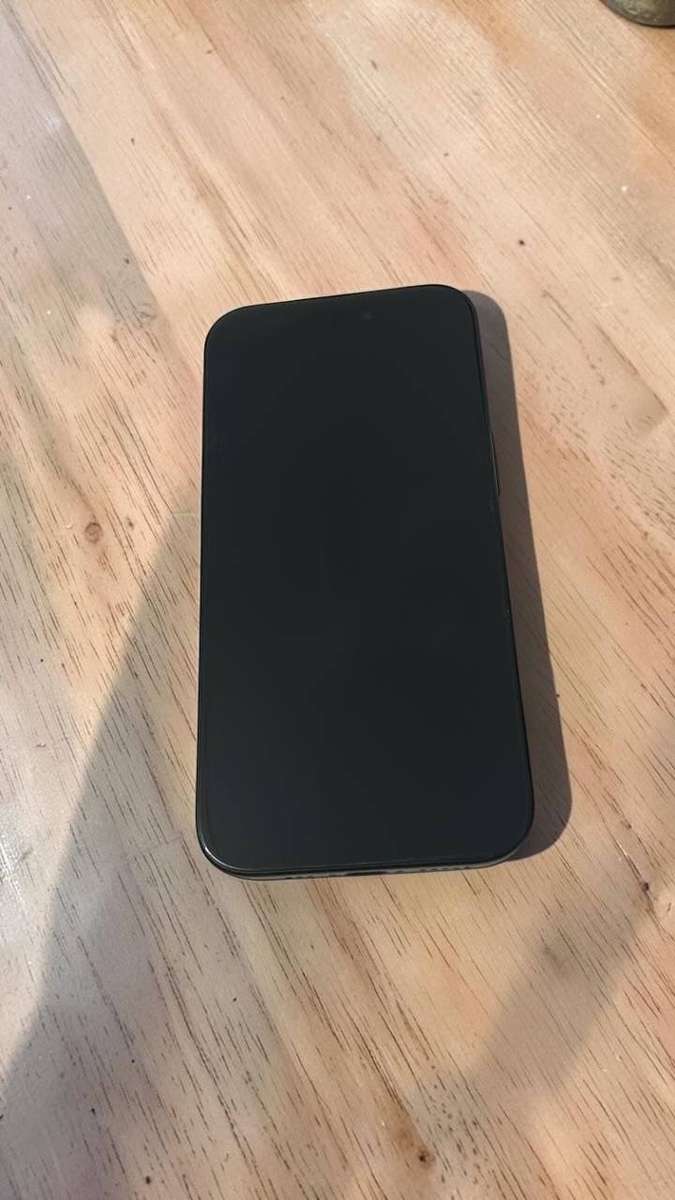 Apple iPhone 15 128GB Black | 100% Battery Health