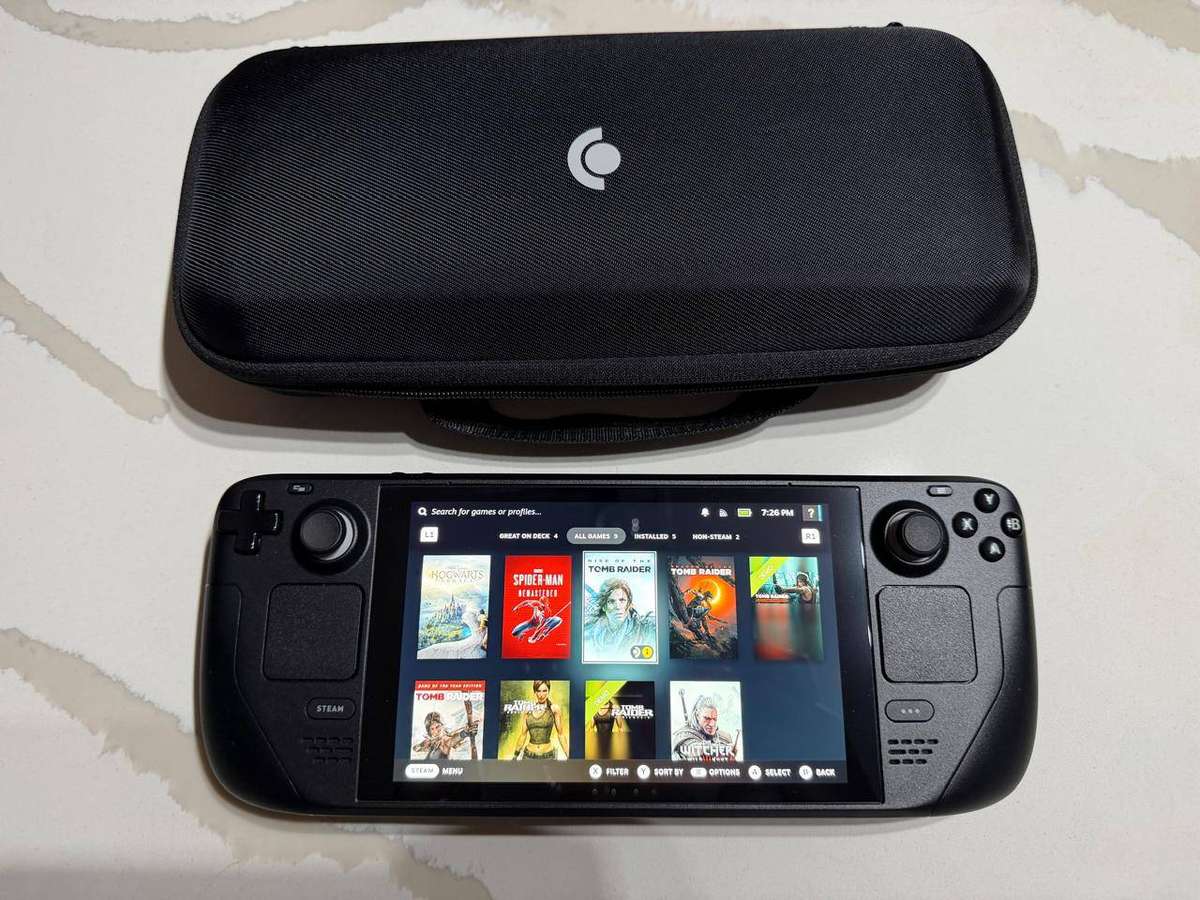 Valve Steam Deck 1TB (LCD) (Upgraded) + 128GB SD Card  Clean Like New Condition