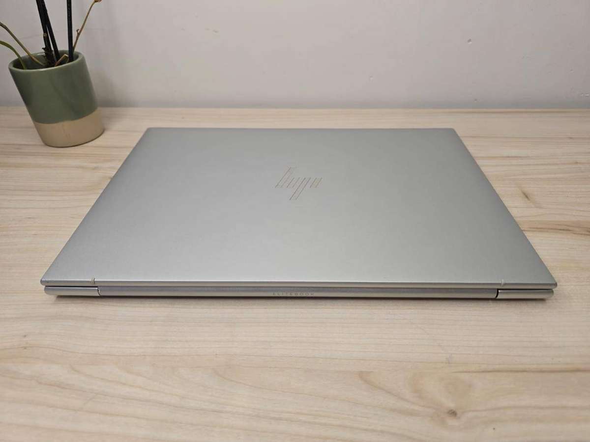 HP EliteBook 860 G10 16