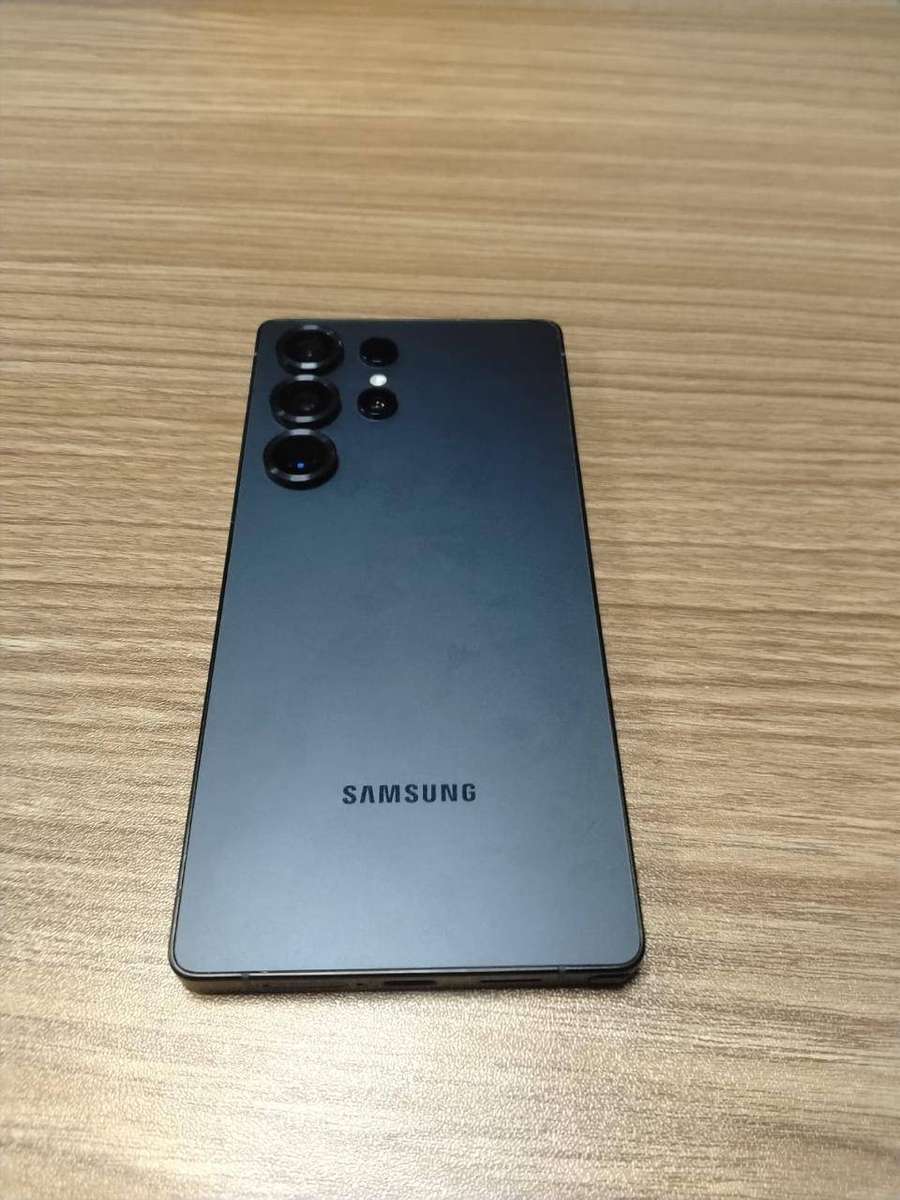 Samsung Galaxy S25 Ultra 5G 256GB  12GB Ram  Mint