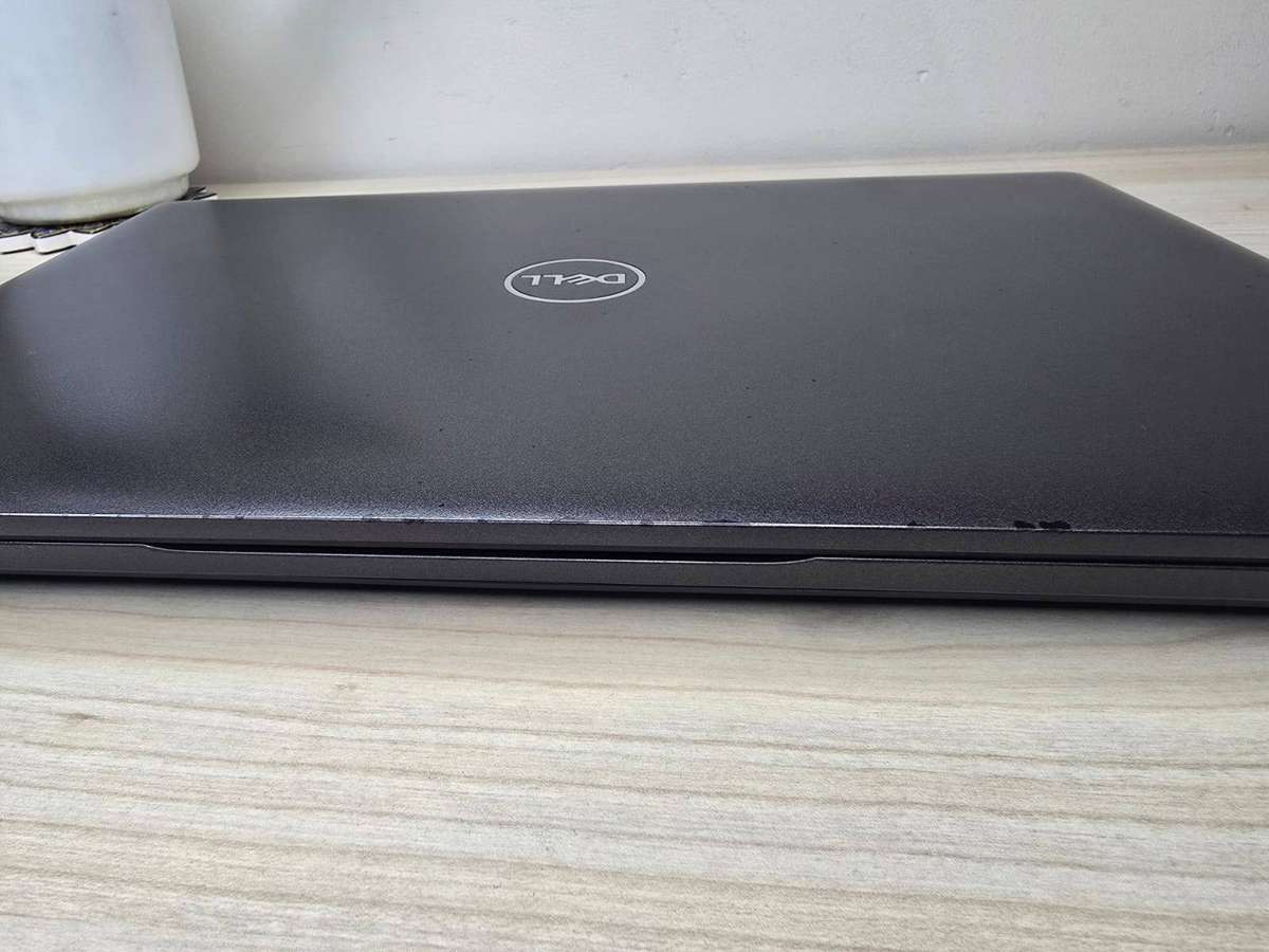 Dell Latitude 5400 i5 8th gen 8gb ram 256gb ssd lte