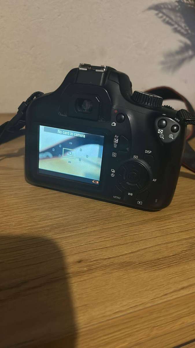 Canon EOS 4000D DSLR Camera | EF-S 18-55mm Lens |Clean Condition
