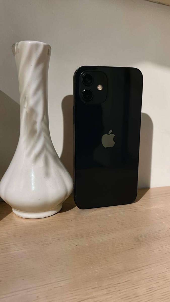 Apple iPhone 12 64GB Black | Face ID | 82% Battery | Clean | Unlocked | iOS